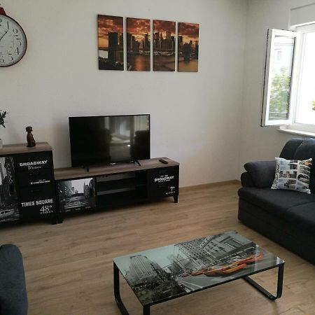 Apartman Jadric 特罗吉尔 外观 照片