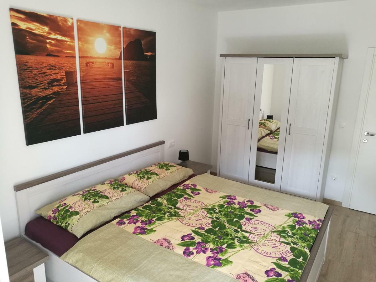 Apartman Jadric 特罗吉尔 外观 照片